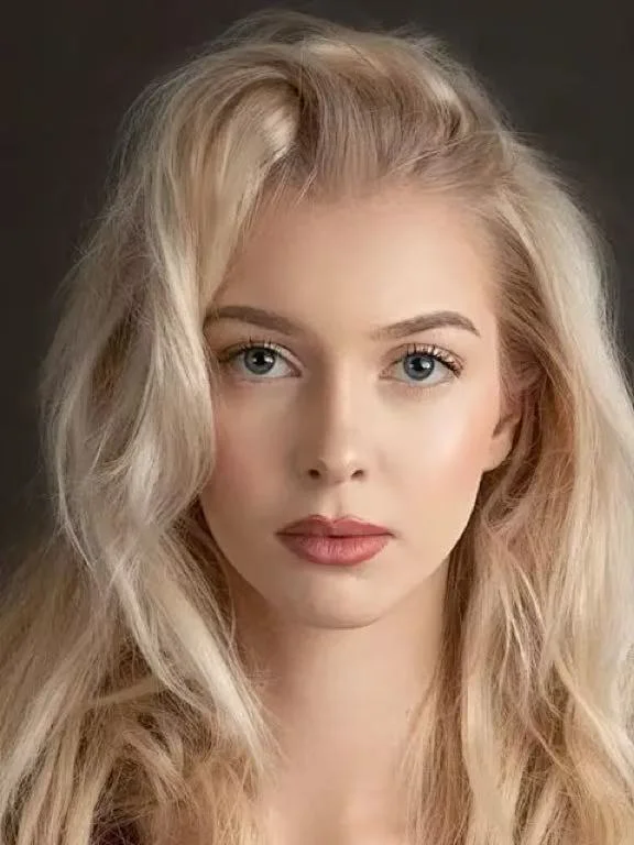Image with reasonable angle for face swapping
