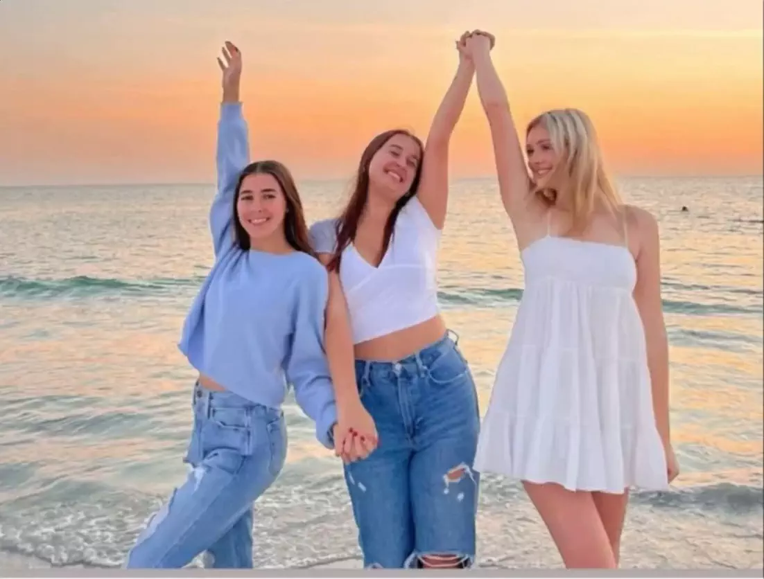 Make Group Twerk Videos from One Photo