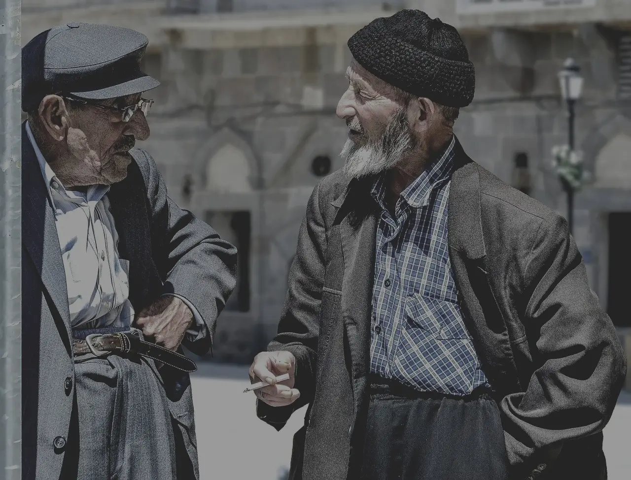 old-man-1739154_1280 (1) (1) Bring Faded Memories Back to Life with AI Color Correction